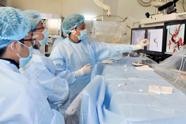 Công an điều tra việc người phụ nữ tố bị bảo vệ Bệnh viện K hành hung gãy chân-3