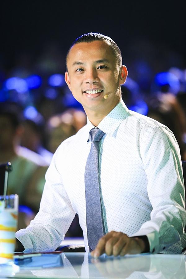 Đời thực kín tiếng bên vợ hoa khôi kém 20 tuổi của nam kiện tướng dance sport Chí Anh-2