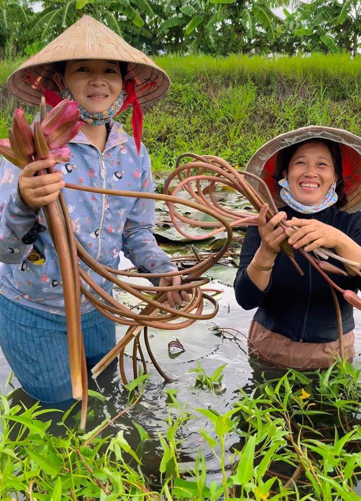 Hai nông dân miền Tây làm TikTok triệu view, dân mạng xem mãi không chán-1