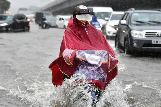 Dự báo thời tiết 22/8/2024: Mưa lớn ở Bắc Bộ vào chiều tối