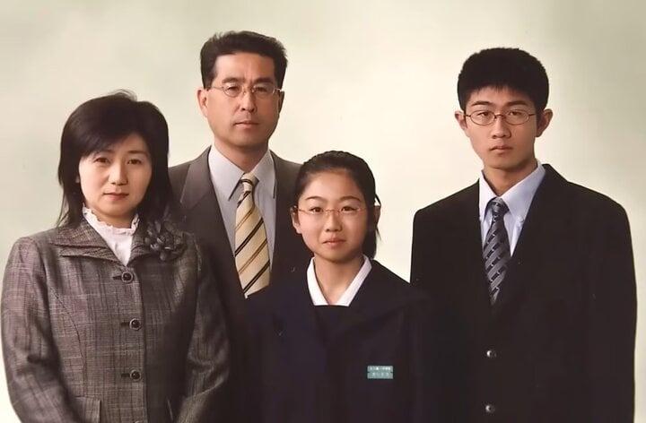 Chồng lặn xuống biển 650 lần trong 13 năm tìm hài cốt vợ-1