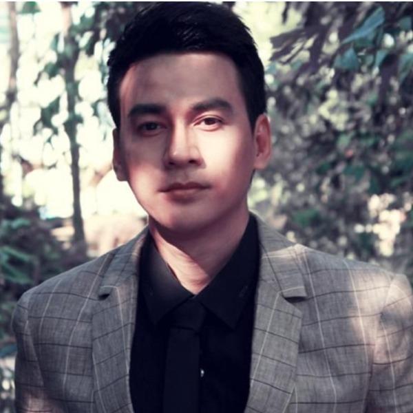 Hôn nhân đời thực bên vợ kém 17 tuổi của nam diễn viên tuổi Dần-1