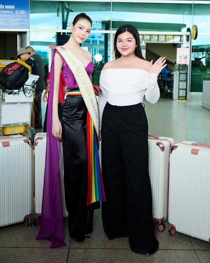 Người hỗ trợ Tường San trở thành Á hậu 2 Miss International Queen 2024 là ai?-4