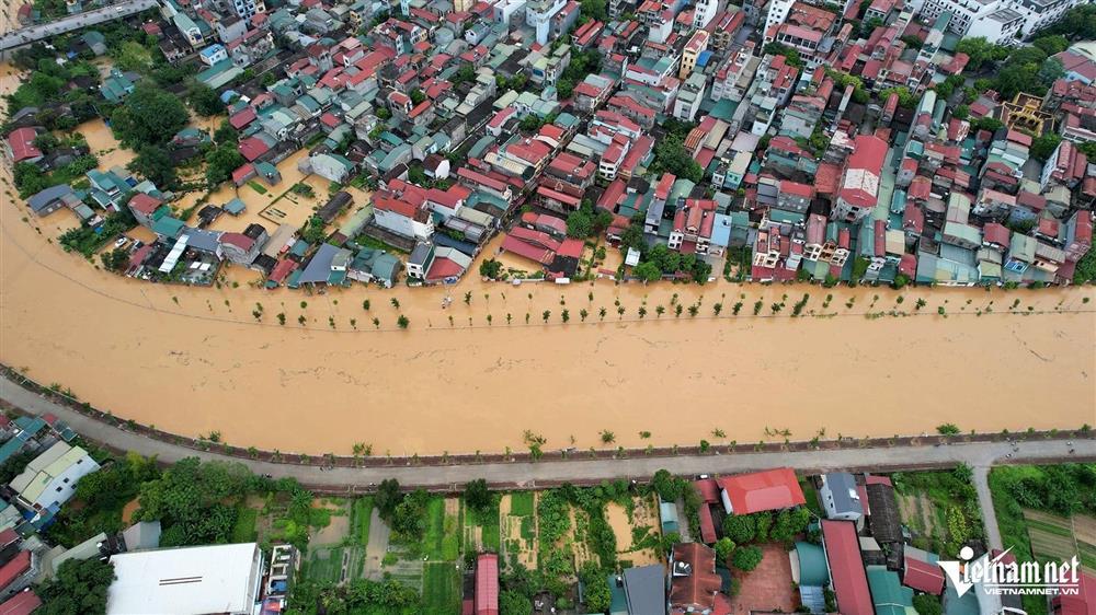 Nhiều nơi ở Cao Bằng ngập lụt suốt 5 ngày qua, 1 người tử vong-1