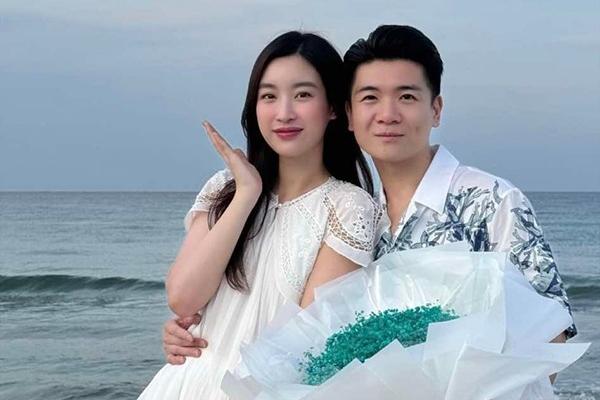 Soi thời trang thể thao của sao Việt: Đỗ Mỹ Linh, Phương Oanh mặc kín vẫn sexy cuốn hút-13