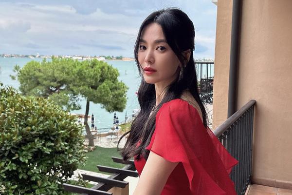 Một loại mặt nạ dễ làm, rẻ tiền được Song Hye Kyo tận dụng dưỡng da cực hiệu quả-5