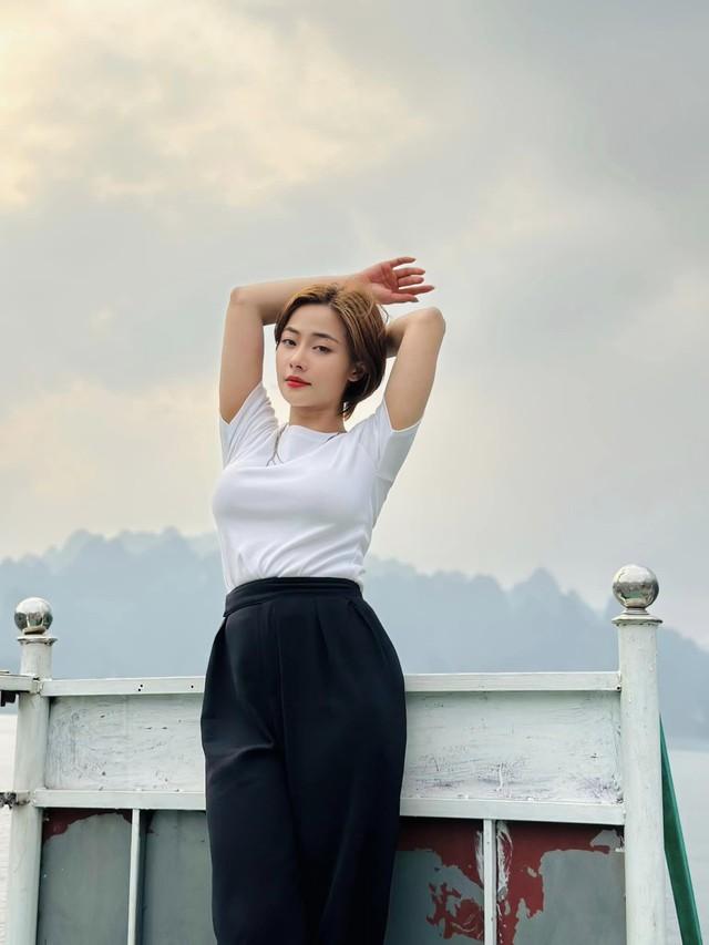 Nhan sắc gợi cảm của mỹ nhân được khán giả tặng danh xưng người đẹp điên phim VTV-3