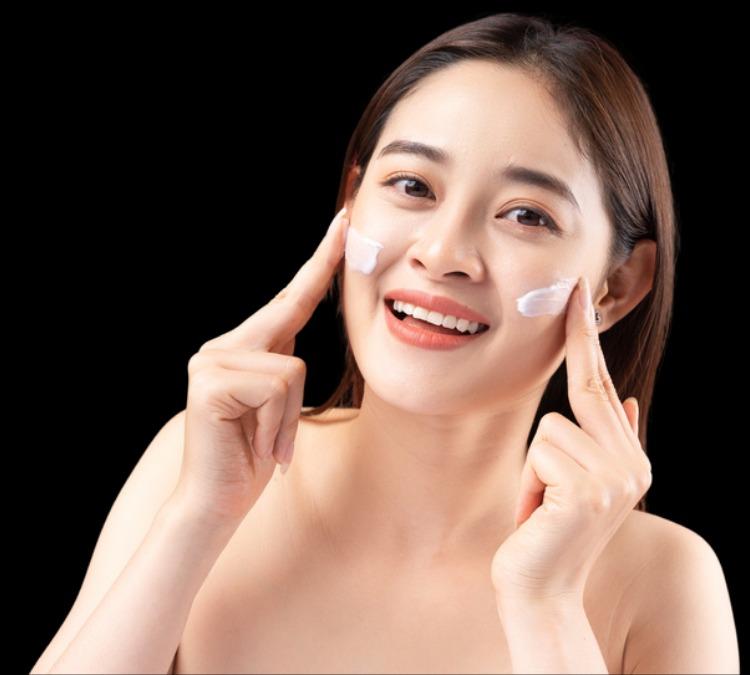 3 cách ngăn ngừa tổn thương da, lão hóa da cho phụ nữ trung niên-1