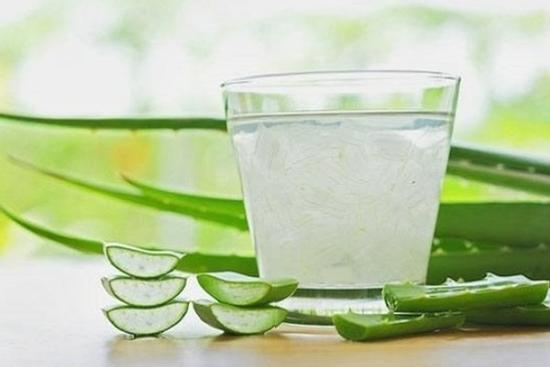 5 lợi ích uống nước ép lô hội khi thức dậy