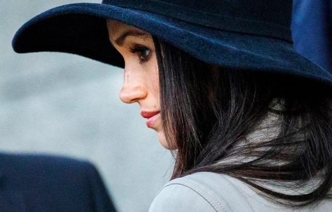 18 nhân viên của Meghan Markle xin nghỉ việc-1