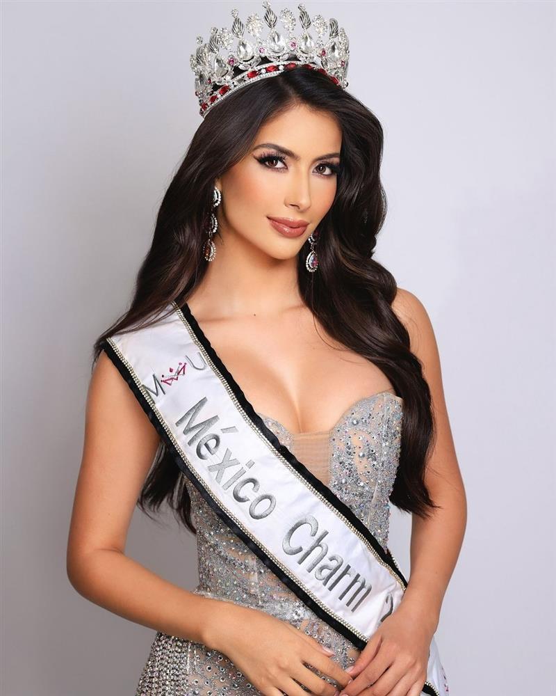 Người đẹp Mexico bỏ danh hiệu-1