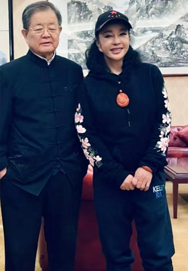 Võ Tắc Thiên Lưu Hiểu Khánh giờ ra sao sau thông tin ly hôn chồng thứ 4?-2