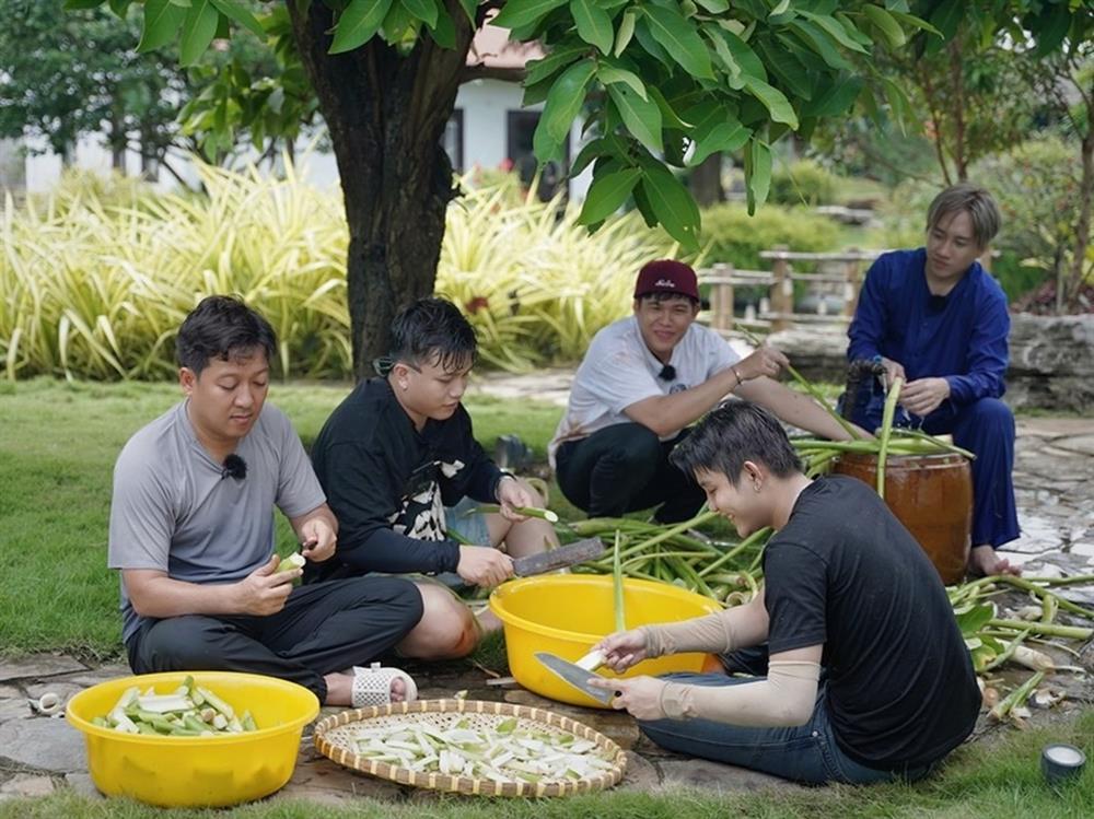 Cuộc sống của Trường Giang - Nhã Phương trong biệt thự 70 tỷ-16