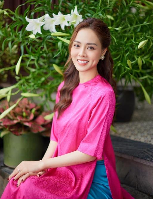 Bà xã NSND Công Lý rơi vào bẫy lừa đảo, hàng loạt sao Việt cũng từng mất trắng số tiền lớn-1