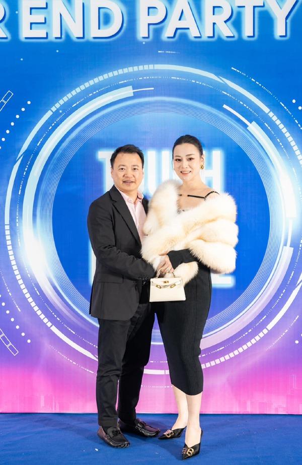 Shark Bình tuổi 43: Vợ đẹp con ngoan, tài sản triệu đô nhưng vẫn suy tư về sự giàu có của đời người-3