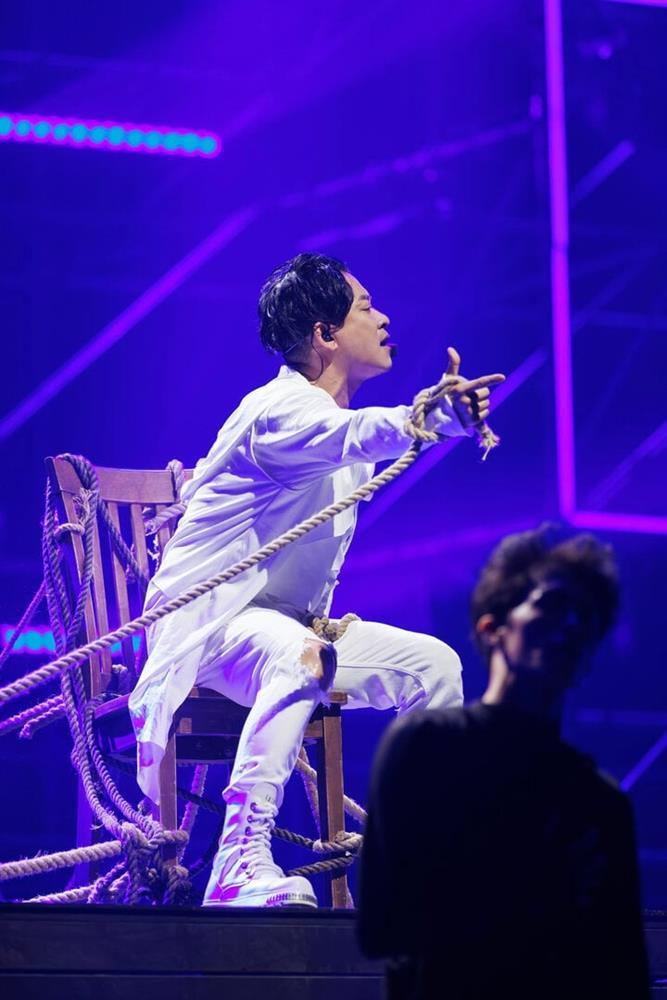 Tiến Luật thắng Tuấn Hưng, S.T Sơn Thạch, fan Anh trai vượt chông gai mâu thuẫn-2