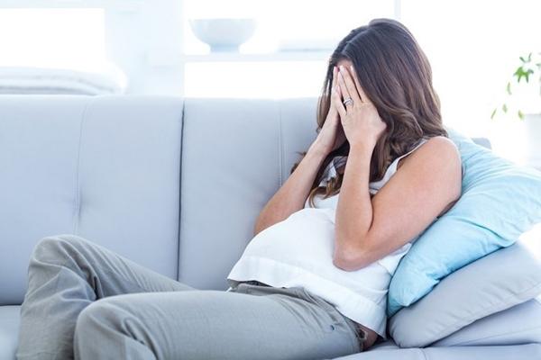 Tôi vừa thông báo mang bầu, 2 nhà nội ngoại đã xảy ra chiến tranh ầm ĩ, chồng còn phán một câu làm tôi muốn tăng xông-1