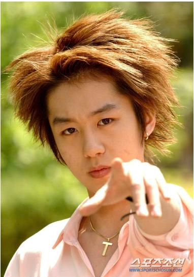 Nam ca sĩ đột ngột qua đời ở tuổi 41-1