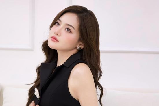 Diễn viên Thùy Anh: Tốt nghiệp 2 trường đại học, lúc bế tắc ra đảo một mình