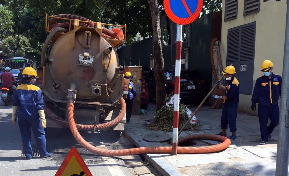 Bão số 3: Hà Nội sẵn sàng tạm dừng 2 tuyến metro, di dời dân khỏi chung cư cũ-2