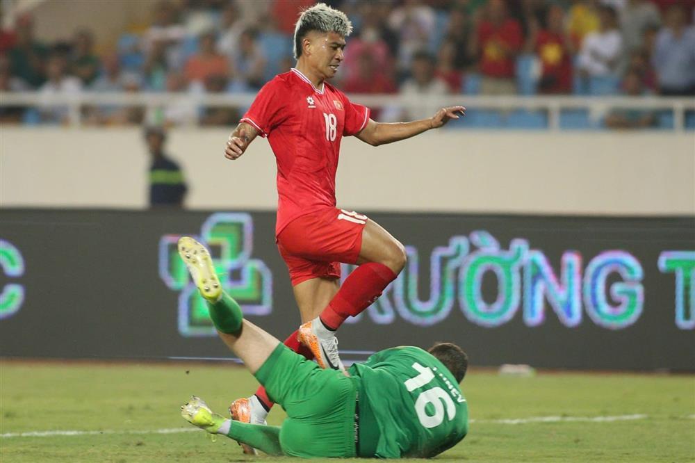 Tuyển Việt Nam: Thấy gì từ những phép thử của HLV Kim Sang Sik-1