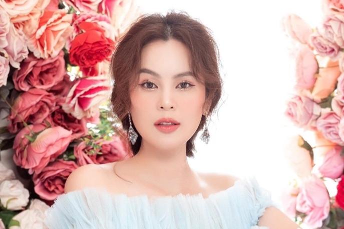 Bị dân mạng tố phông bạt từ thiện, người đẹp Phương Lê bất ngờ tung sao kê-3