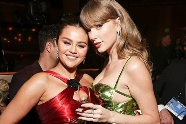 Taylor Swift ngồi sát rạt Krystal, bạn trai bỏ nữ ca sĩ qua tám với tài tử Kbiz tai tiếng giữa SVĐ?-12