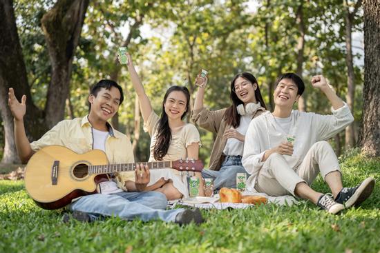 Chuyên gia dinh dưỡng: Uống sữa hạt đúng cách giúp tốt đề kháng, khỏe làn da