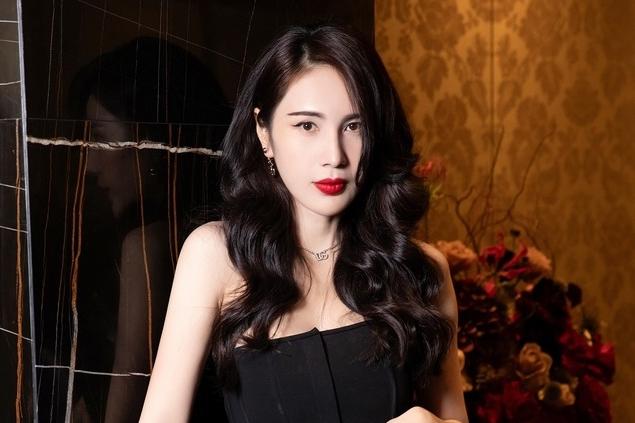 Khoảnh khắc Thủy Tiên lạc lõng giữa dàn mỹ nhân Vbiz, phải chăng người đẹp đang bị cô lập?-3