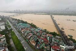 Lũ trên sông Hồng lên nhanh, Hà Nội tập trung ứng phó