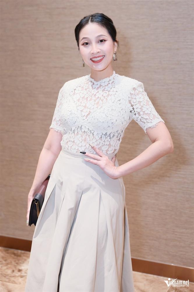 Trấn Thành, Trường Giang đội mưa dự đám cưới Anh Đức và vợ kém 12 tuổi-6