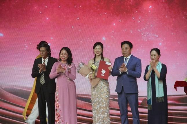 Trấn Thành thắng lớn-2