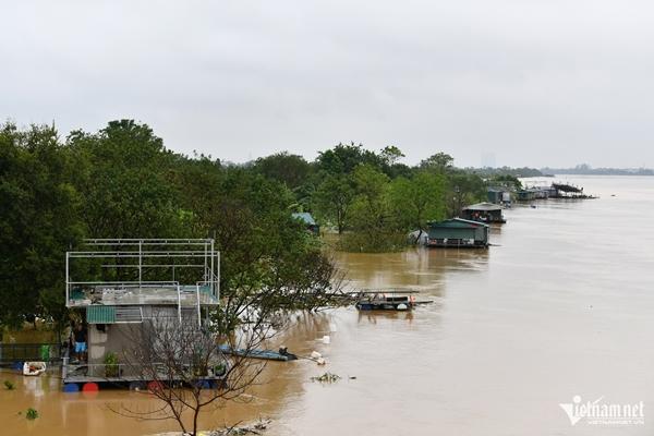 Lũ trên sông Hồng tại Hà Nội chững nhiều giờ, sau giảm chậm-1