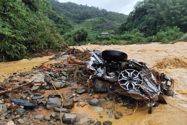 Tìm thấy thi thể 17 người vụ sạt lở ở Cao Bằng-1