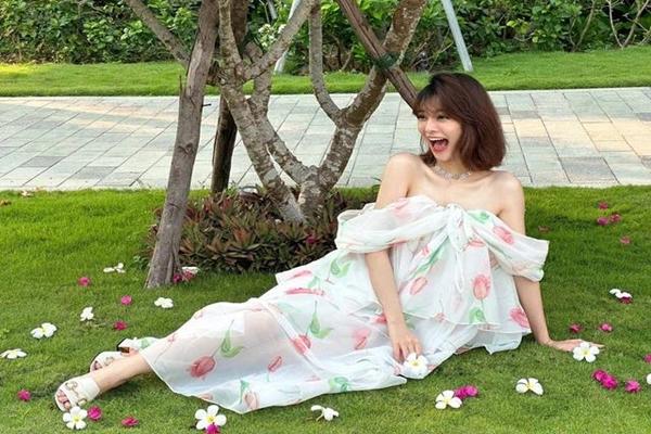 Team qua đường tóm gọn: Phương Anh Đào có hành động lạ, 1 Á hậu lộ vóc dáng sau sinh-6