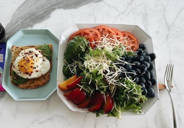 Sở hữu vóc dáng săn chắc tuổi 42, Son Ye Jin phải miệt mài thực hiện điều này-3