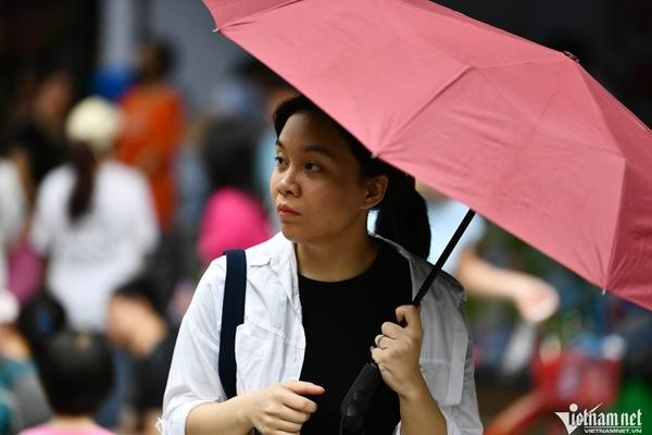 Truy tìm và xử lý ngay các đối tượng lợi dụng mưa lũ để đăng tin giả-2