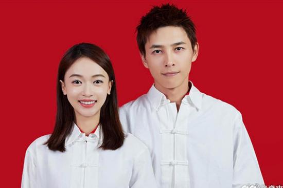 NÓNG: 'Ngụy An Lạc' Ngô Cẩn Ngôn và Hồng Nghiêu khoe giấy đăng ký kết hôn, xác nhận trở thành vợ chồng
