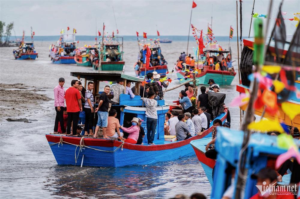 Nhiều Sao Việt lùi lịch ra mắt MV, Anh trai vượt ngàn chông gai hoãn phát sóng-1