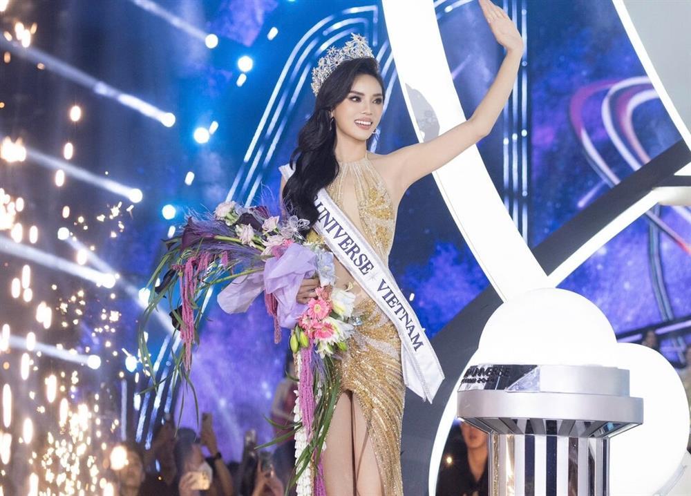 Tân Miss Universe Vietnam 2024: Đi qua bão giông để chiến thắng ngọt ngào-1