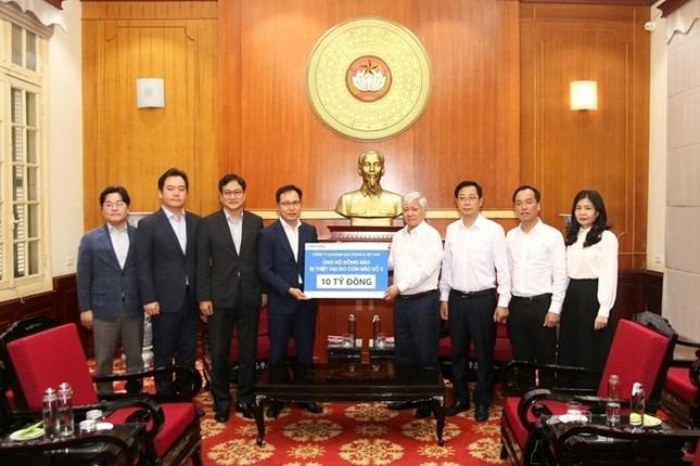 Những màn chuyển khoản dễ thương và lời nhắn xúc động trong sao kê của MTTQ-12