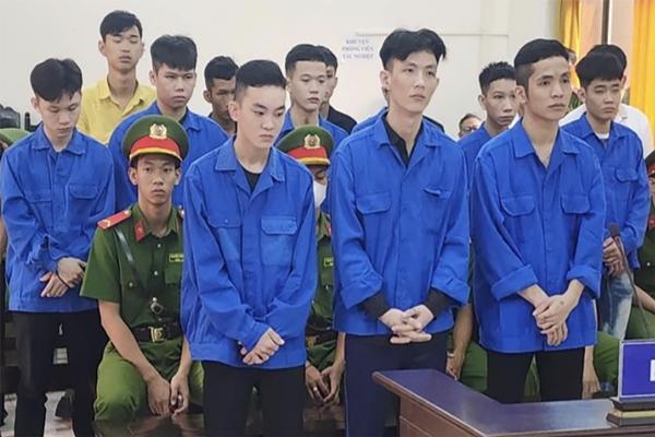 Tuyên án 16 thanh thiếu niên gây ra loạt vụ cướp ở miền Tây-1