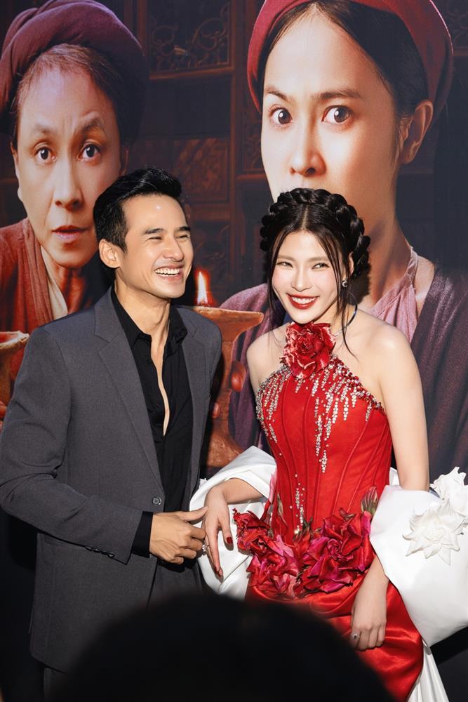 Thúy Diễm ám ảnh, buồn nôn khi quay cảnh ăn mắm thịt Cám-8