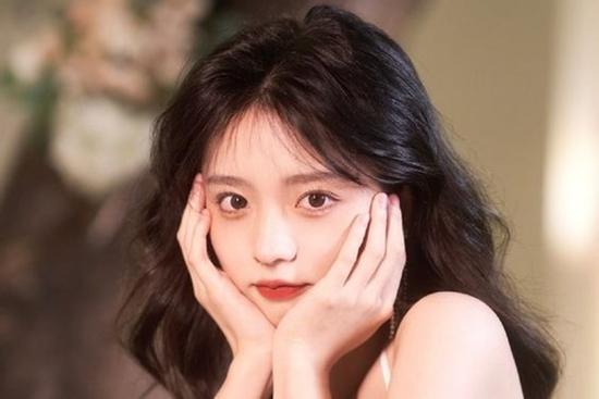 3 con giáp trúng số độc đắc 300 tỷ vào đúng ngày 19/9/2024, tay trái hốt vàng, tay phải hối bạc