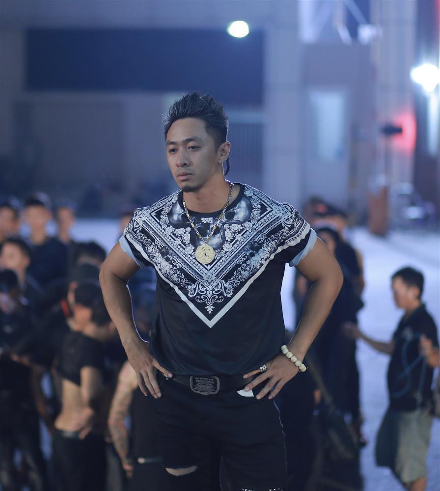 Nam diễn viên chuyên đóng phản diện vào vai cảnh sát ngầm trong Độc đạo-3