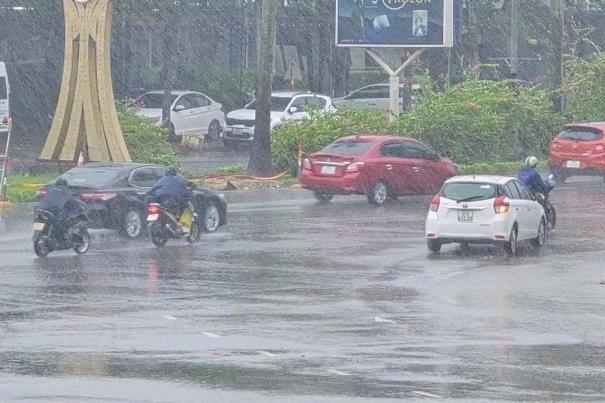 Bình yên những ngôi nhà phao giữa ngày nước dâng ở rốn lũ Tân Hoá-11