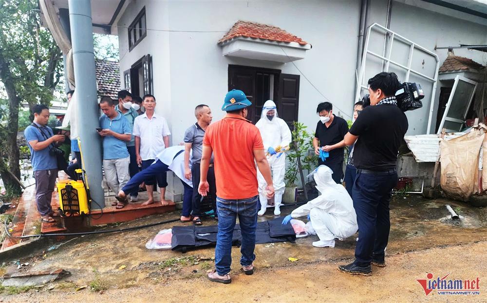 Vớt xe đầu kéo vụ sập cầu Phong Châu, tìm thấy tài xế trong cabin-2