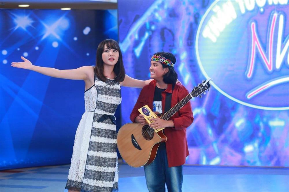 Cậu bé Việt kiều từng gây sốt Vietnam Idol Kids tuổi 18 được học bổng trường ĐH đắt đỏ bậc nhất Việt Nam-1