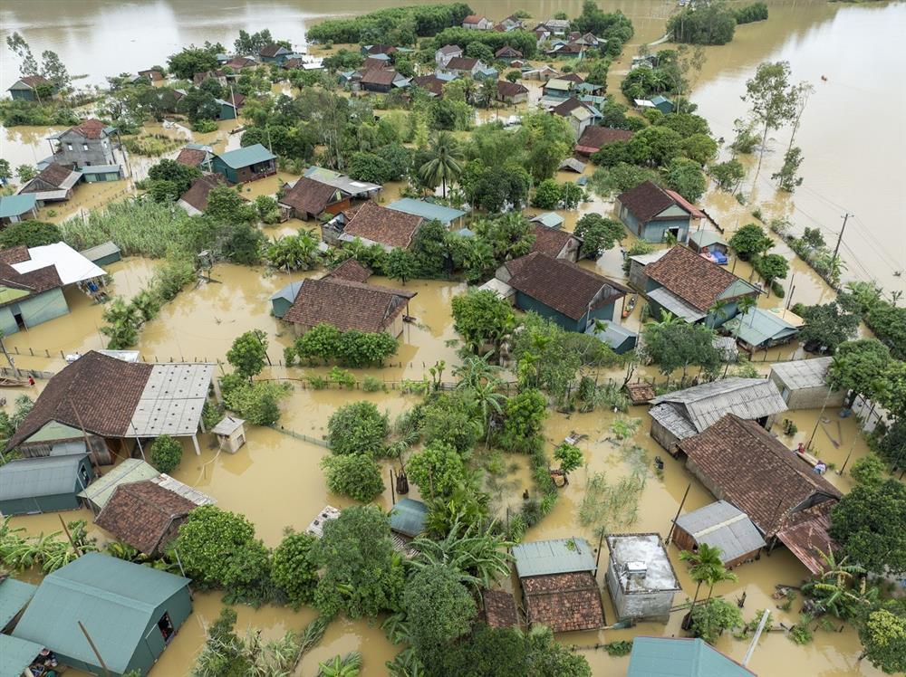 Bình yên những ngôi nhà phao giữa ngày nước dâng ở rốn lũ Tân Hoá-1