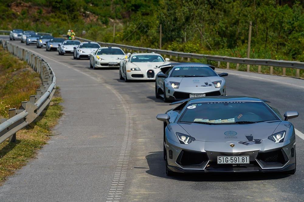 Cách chơi không giống ai của ông trùm siêu xe Đặng Lê Nguyên Vũ-6